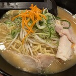 らーめん古潭 - 醤油ラーメン