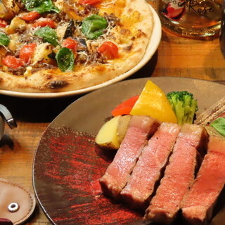 薪焼きピッツァと特選国産牛のステーキ！