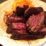 とち屋 - サガリの焼いたやつ　生にんじん