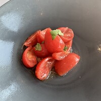 リストランテ･ヒロ チェントロ 丸ビル店 - トマト本当に美味い