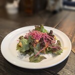 ラ フィーリア デル プレジデンテ - サラダ♡フレンチドレッシングも程よい量で◎