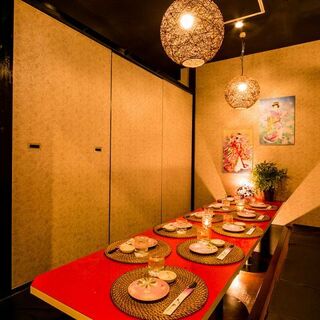 2名様からご利用可能な個室席をご用意しております！