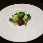 小菜一碟 - 剣先イカと菜の花 柚子胡椒炒め。