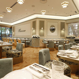 気品溢れるお洒落な店内は、お一人様からご利用いただけます♪