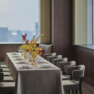 コース一覧 : RESTAURANT LUKE with SKY LOUNGE （レストランルーク