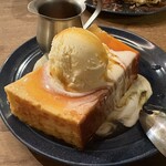 ビオ オジヤンカフェ - 自家製カスタードプリン　バニラアイスのせ