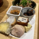 神楽坂 久露葉亭 - 種類豊富なお惣菜たち★