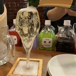 大衆ビストロ ジル - 白のスパークリング