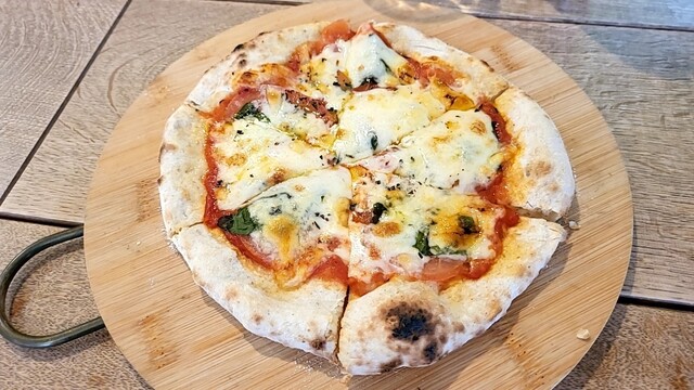 PIZZA・GG（ピザジイジイ） - 旭川四条（ピザ）の写真