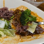 キッチン ブルー グローブ - ブロッコリーを添えて