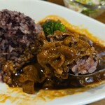 キッチン ブルー グローブ - 再び、肉だくなハッシュドビーフ