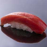 天然本まぐろのこだわり！こだわりのお好み握り