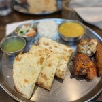 アーンドラ・ダイニング 銀座 - 