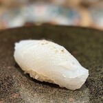 275162039 - 