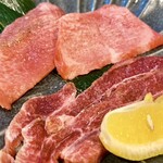 炭火焼肉 ホルモン にく式 - 