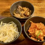 炭火焼肉 ホルモン にく式 - 