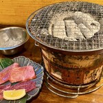 炭火焼肉 ホルモン にく式 - 