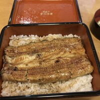 つきじ宮川本廛 - ランチうな重。