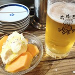 福寅 - 柿の白和え、生ビール
