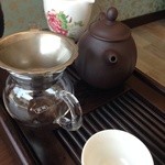 琥珀茶菓 - 中国茶は3杯ぐらい注ぎ足しても味が薄くなりません