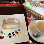 HORI COFFEE - ロールケーキがふわふわで、美味しい。