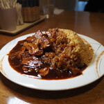 どんぐり - ピラフ牛肉角切り煮込み添え（ピラフ大盛り）