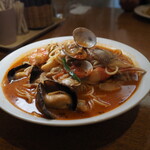 どんぐり - ペスカトーレ（海の幸のトマト味）