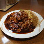 どんぐり - ピラフ牛肉角切り煮込み添え（ピラフ大盛り）