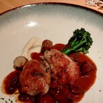 デトレゾン - ⭐️アラカルトから♫リードヴォーポワレ⭐️ポルチーニソース❤️しみじみ美味しいフレンチらしいソース⭐️ワインがお好きな方々にも魅力的☆☆