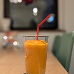 salon migknot cafe - 柿とリンゴのスムージー