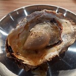 TOKYO KAKI STAND - 牡蠣ガーリックバター：550円