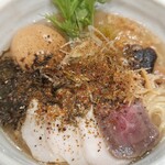 みなとや - 卓上の調味料を投入