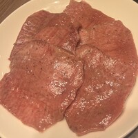 焼肉うしごろ 新宿三丁目店 - 