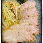 拉麺・呑み喰い処 伊八 - 美味しそうでしょ笑