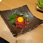 焼鳥中毒 - 馬もも肉のユッケ。