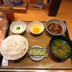 やよい軒 - ミニすき焼き朝食を！