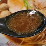 麺や而今 - スープ