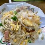 茶華井屋 - 半チャーハン