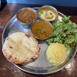 タンドールバル カマルプール 木場店 - カルマランチカレー3種