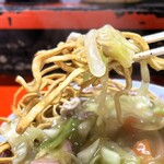 新ちゃん - かたい焼そば　リフト