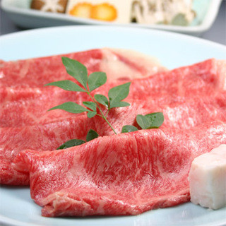You can enjoy the deliciousness of Yonezawa beef A5 Yamagata beef A5 Kuroge Wagyu beef.