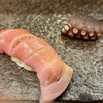 にぎりの一歩 - 天然本鮪中とろ　蛸ぶつ　