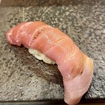 にぎりの一歩 - 天然本鮪中とろ