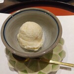 割烹 清風 - デザート：柚子のアイスクリーム