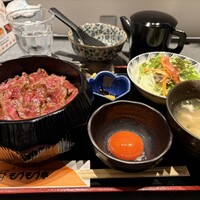 炭火和牛焼肉もうもう亭 広小路店 - 