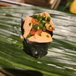 ひょうたん寿司 - 追加のあん肝ポン酢軍艦