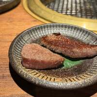 和牛とタン 焼肉 とみ 新橋本店 - 