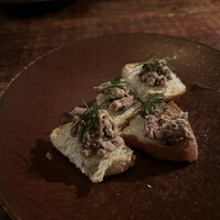 ワインとくつろぐ ツキアカリ - 