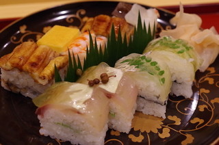大阪名物「箱寿司」ならココ!一度は訪れたい名店5選 [食べログ 大阪名物「箱寿司」ならココ!一度は訪れたい名店5選 [食べログ