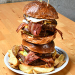 TSUNAMI - 料理写真:バーガー